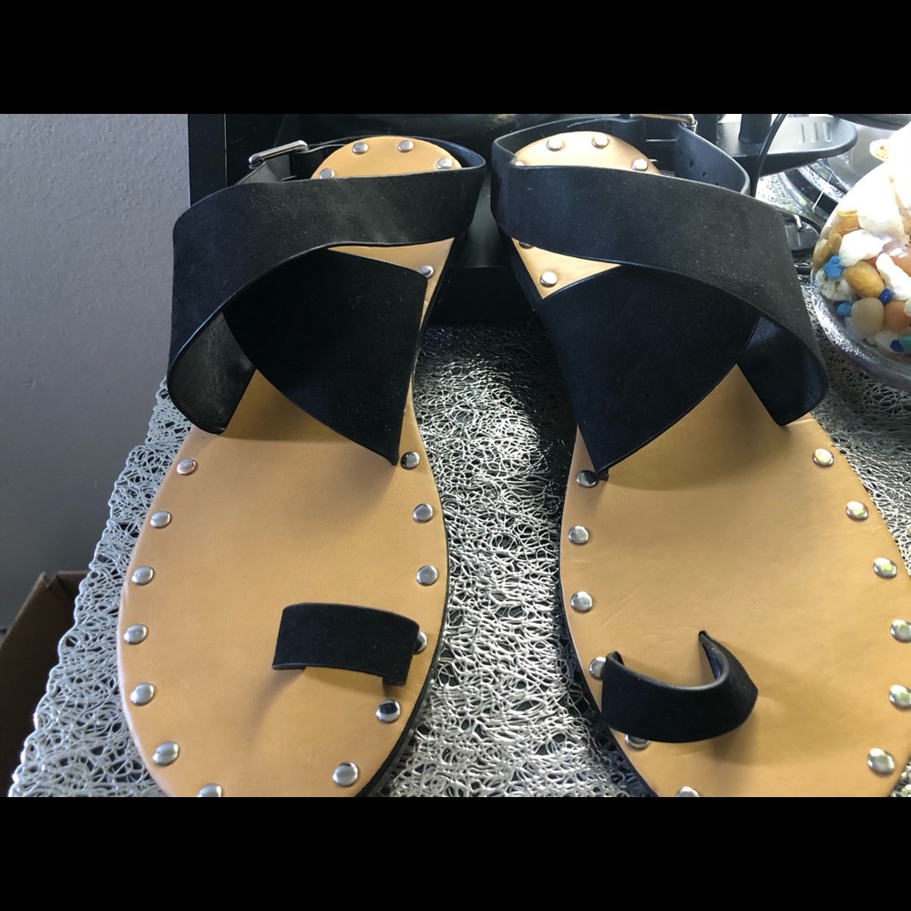Black Sandals Sz 7 , Forever 21